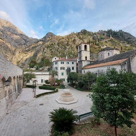 Old Town Kotor Square Appartement Buitenkant foto