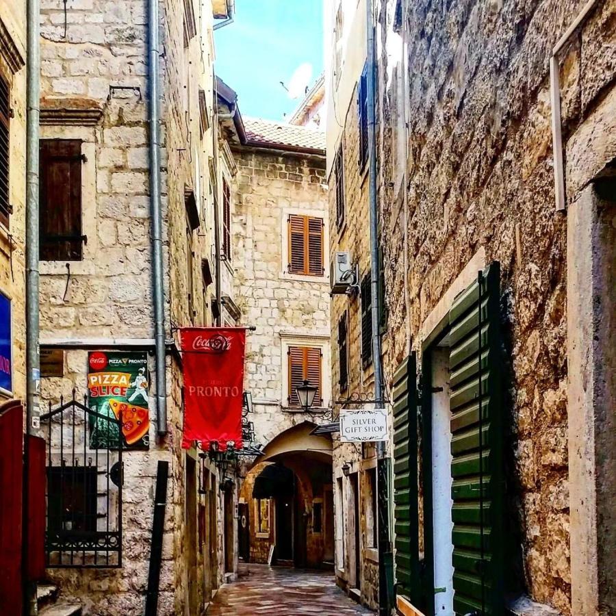 Old Town Kotor Square Appartement Buitenkant foto