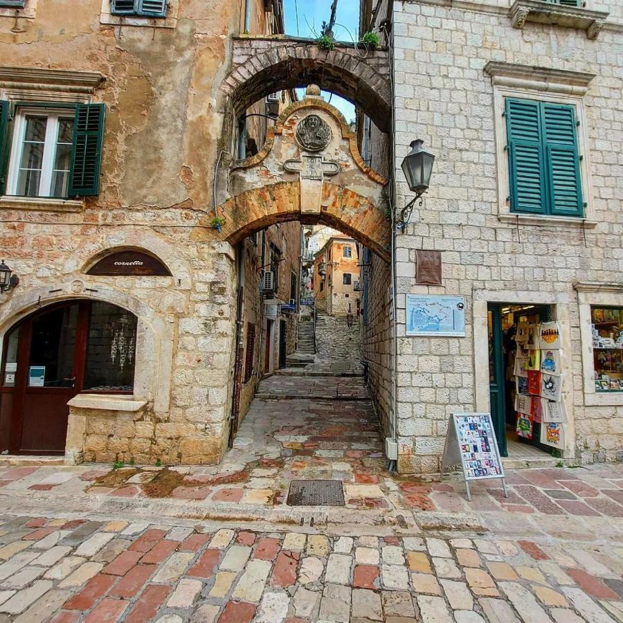 Old Town Kotor Square Appartement Buitenkant foto